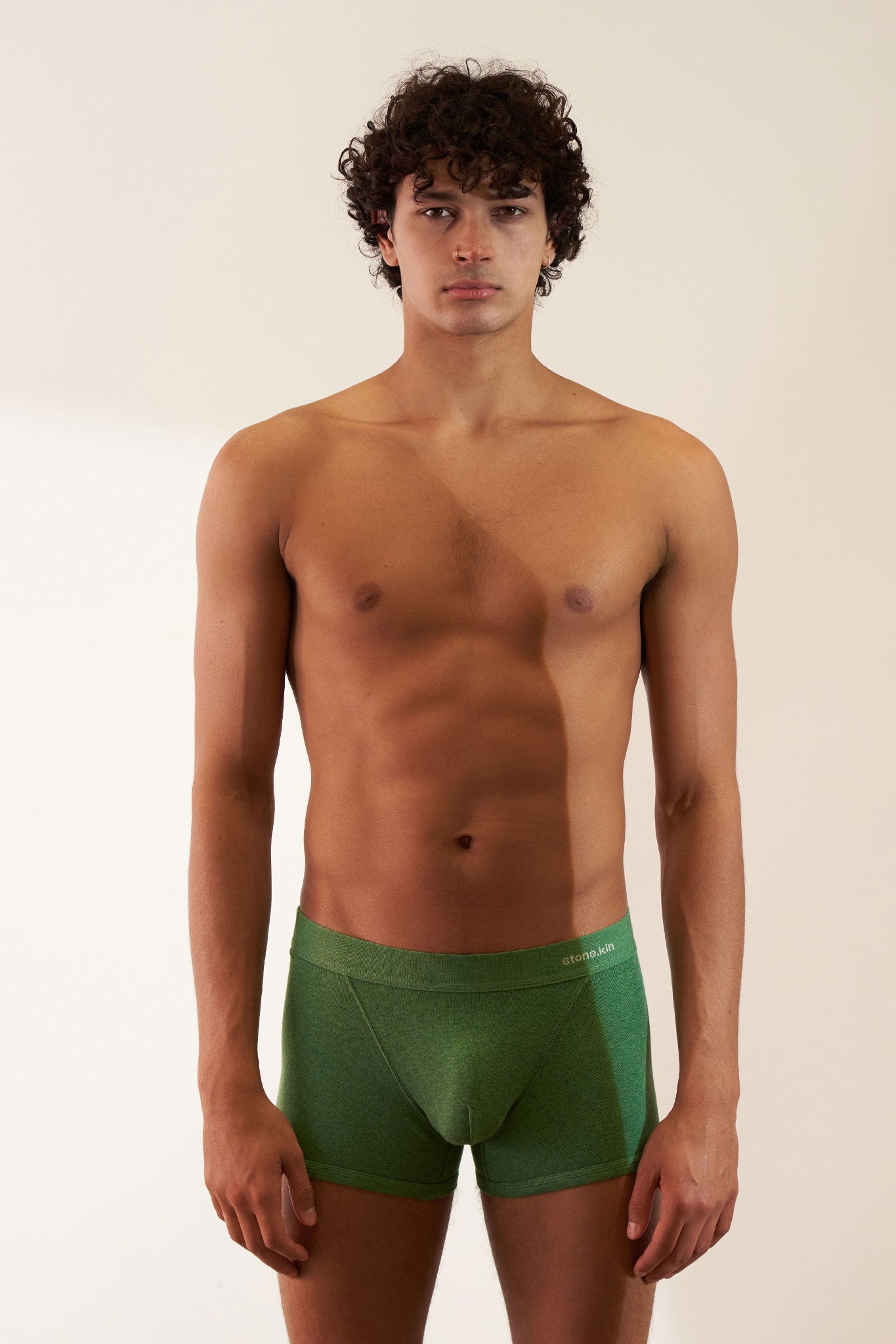 Stone.kin Men's Boxer Brief in Organic Cotton Rib - Pandanus Green. Eco-Friendly and Comfortable Underwear. Soft, Breathable Fabric for All-Day Comfort. Stylish and Sustainable Choice for Men.