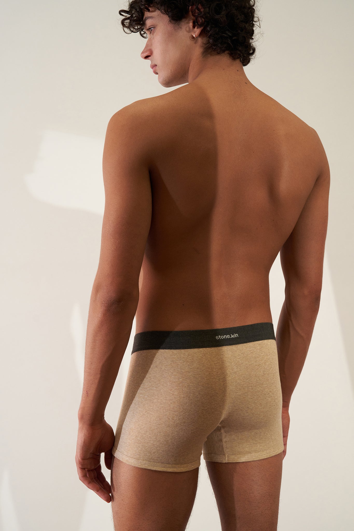 Boxer Brief in Organic Cotton Rib - Sand / Tar