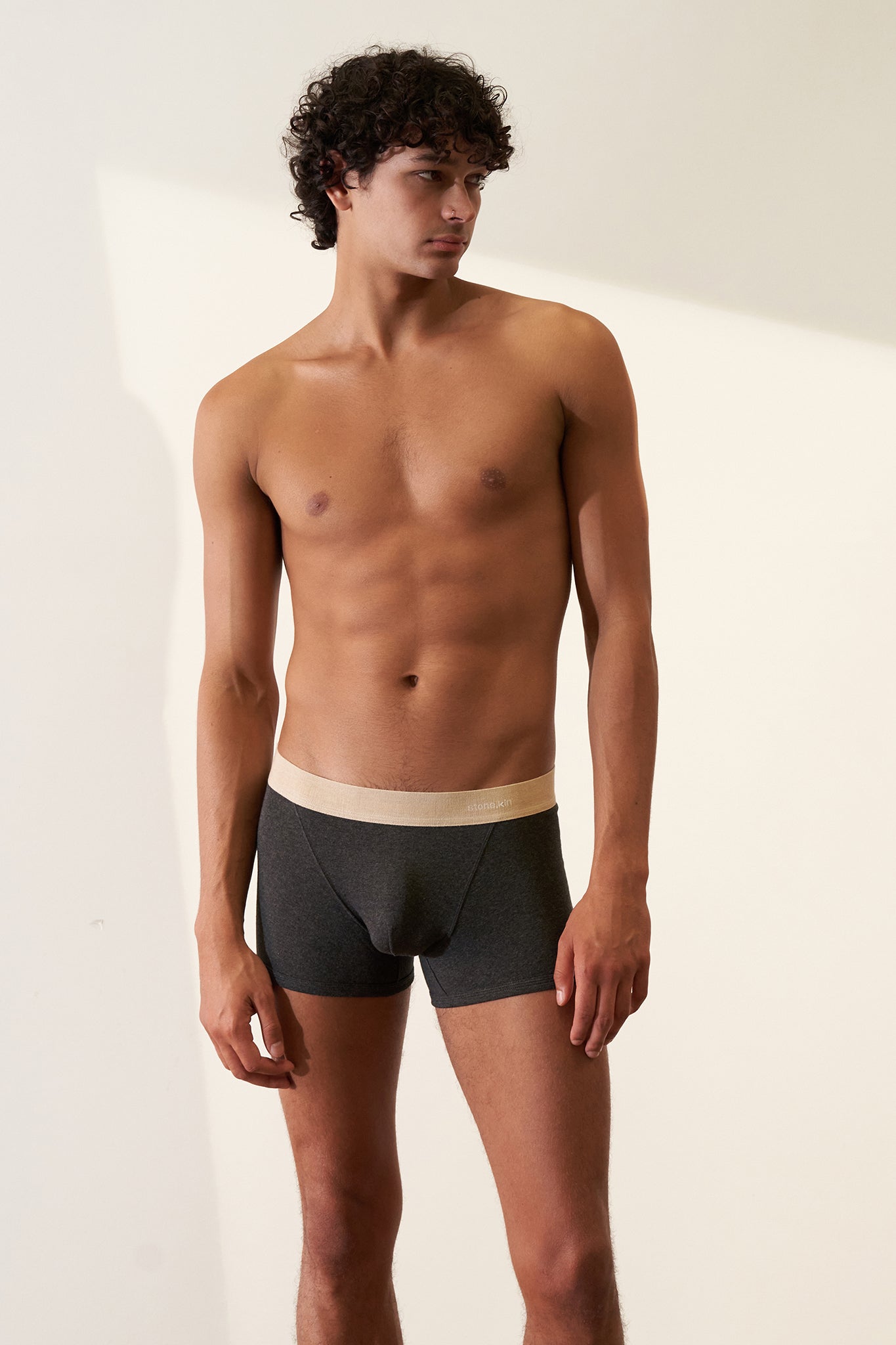 Boxer Brief in Organic Cotton Rib - Tar / Sand